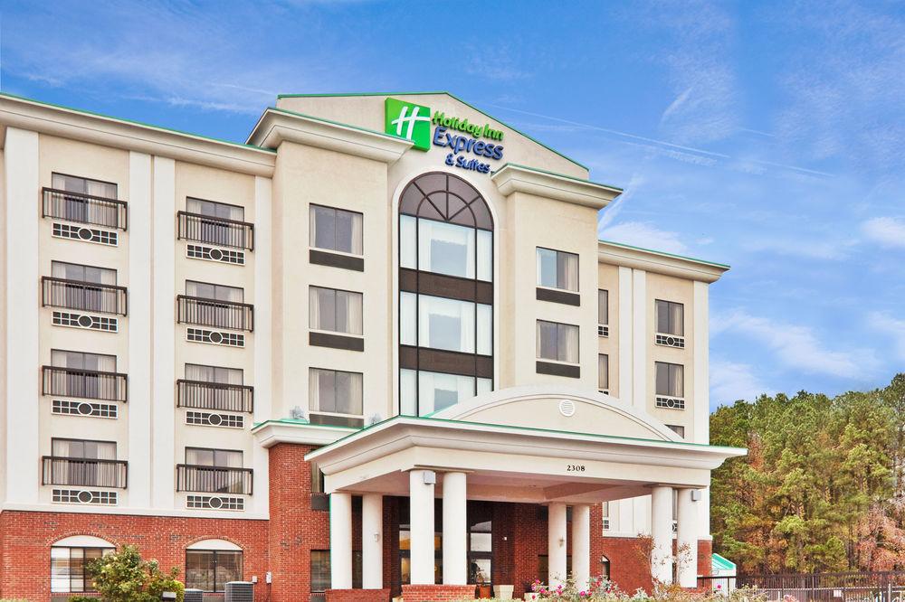 Holiday Inn Express & Suites Wilson-Downtown By Ihg Luaran gambar