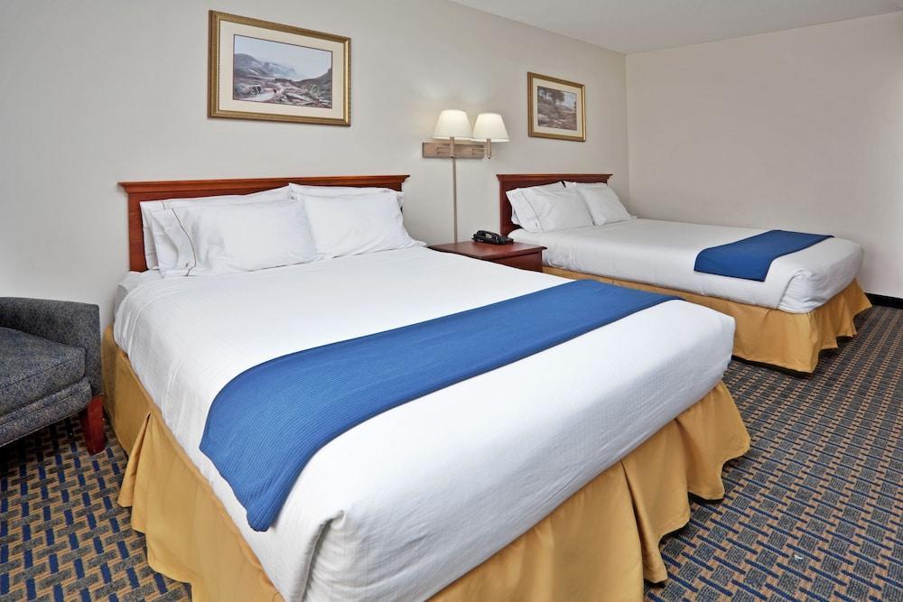 Holiday Inn Express & Suites Wilson-Downtown By Ihg Luaran gambar