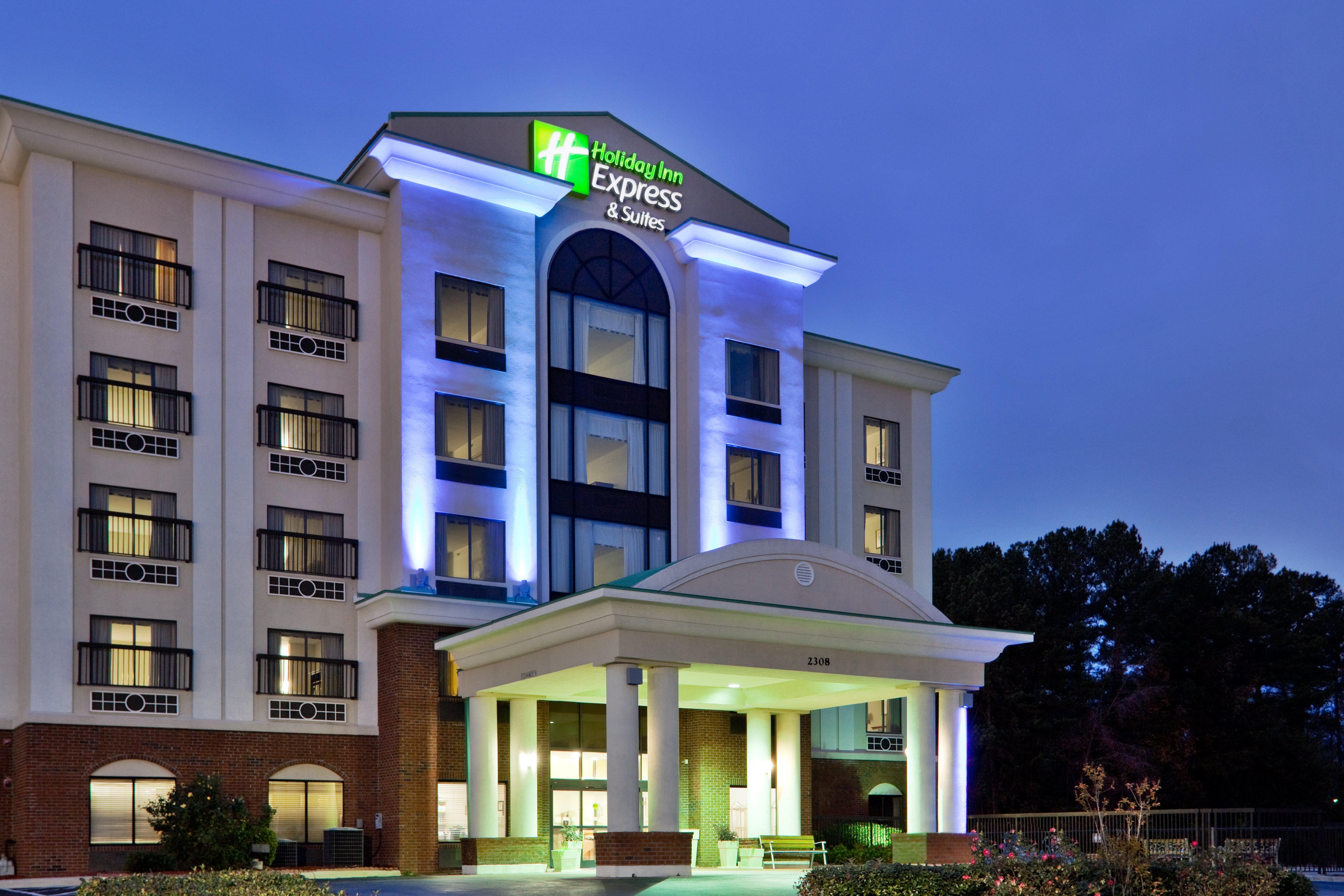 Holiday Inn Express & Suites Wilson-Downtown By Ihg Luaran gambar