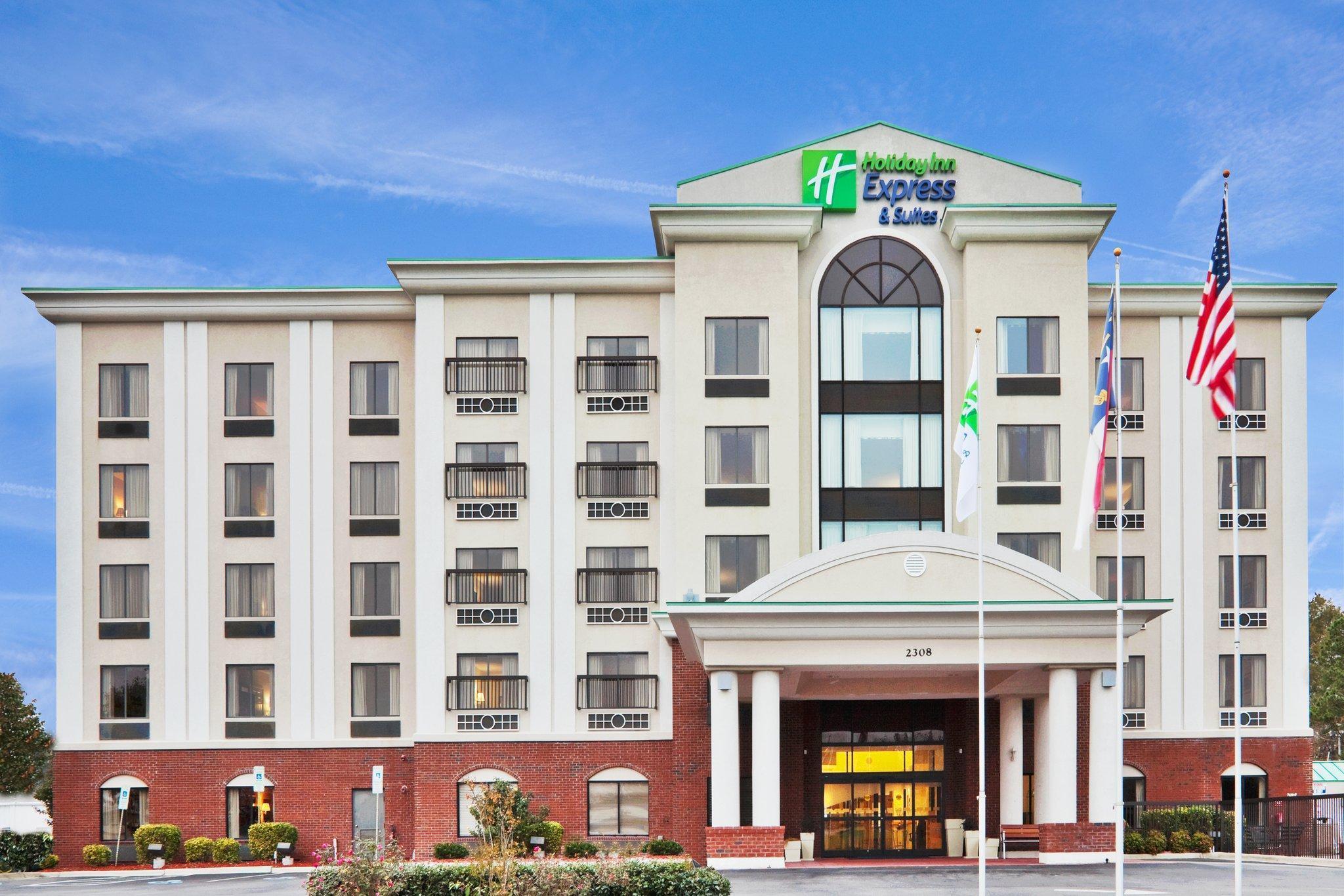 Holiday Inn Express & Suites Wilson-Downtown By Ihg Luaran gambar