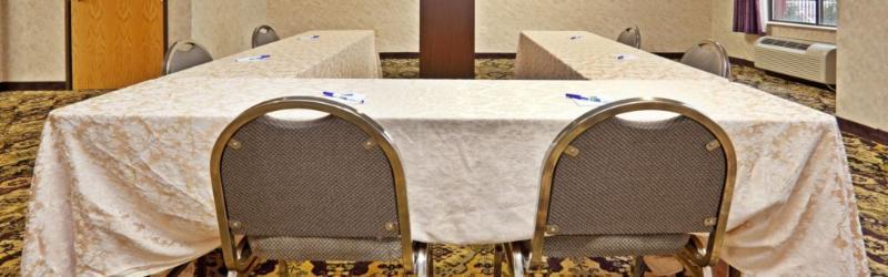 Holiday Inn Express & Suites Wilson-Downtown By Ihg Luaran gambar